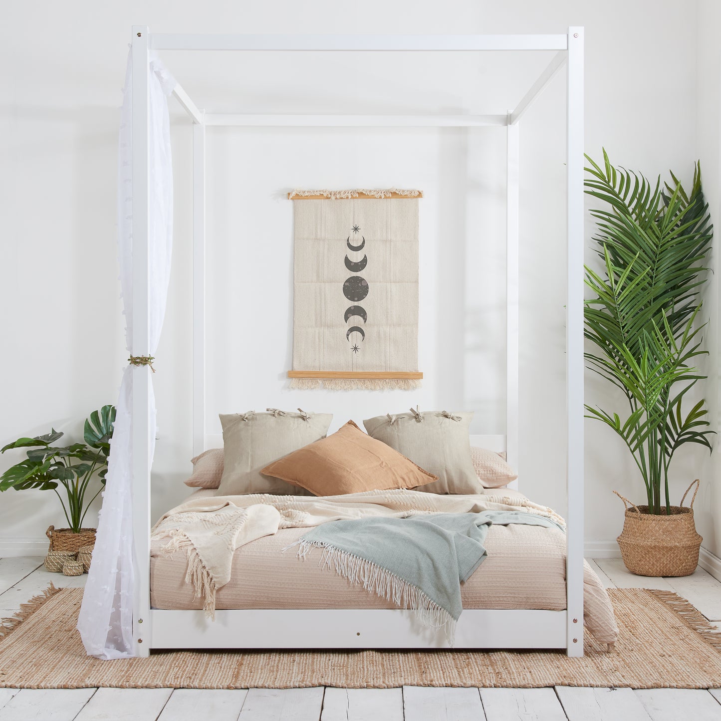 Darwin Four Poster Double Bed
