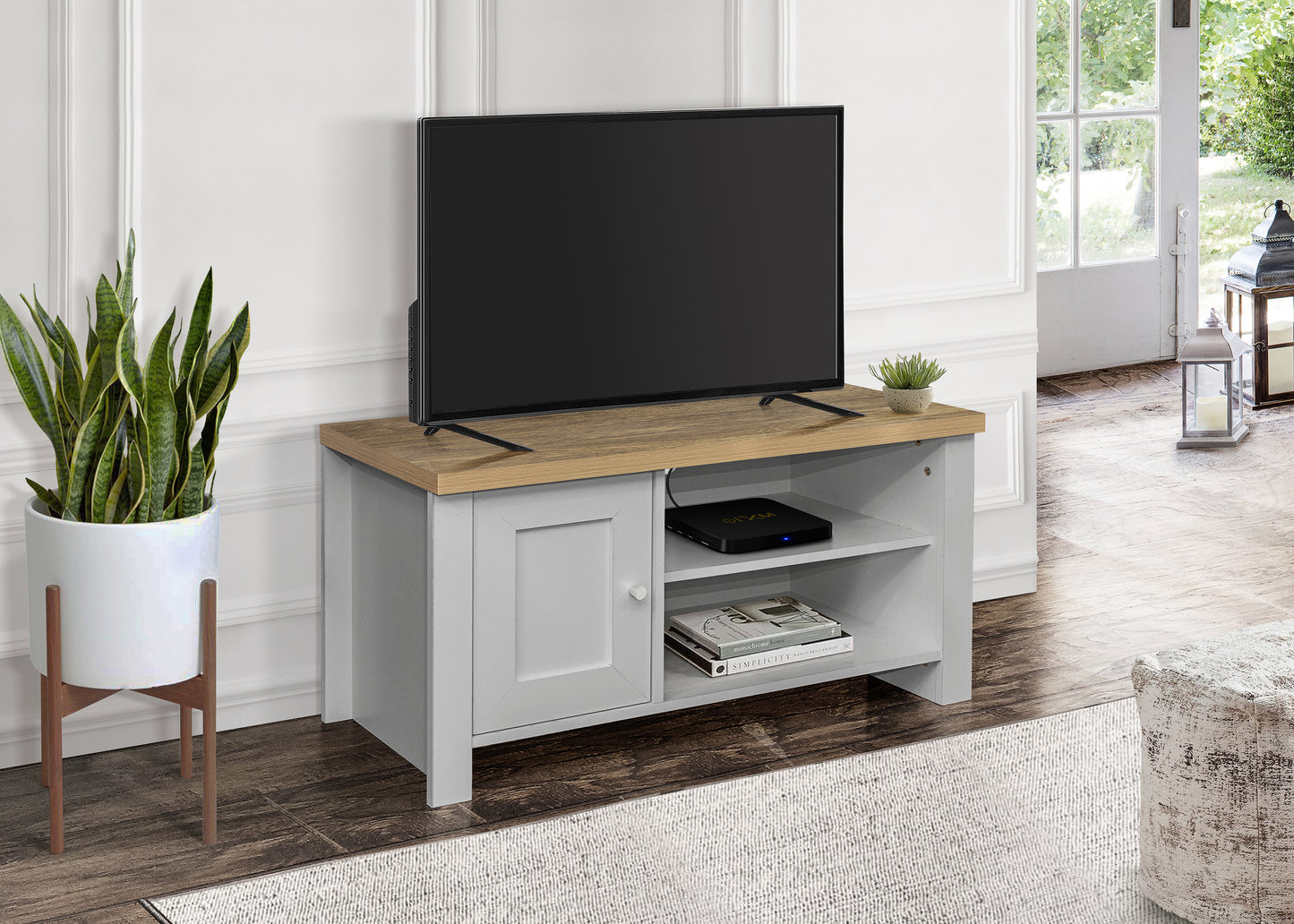 Highgate Small TV Unit