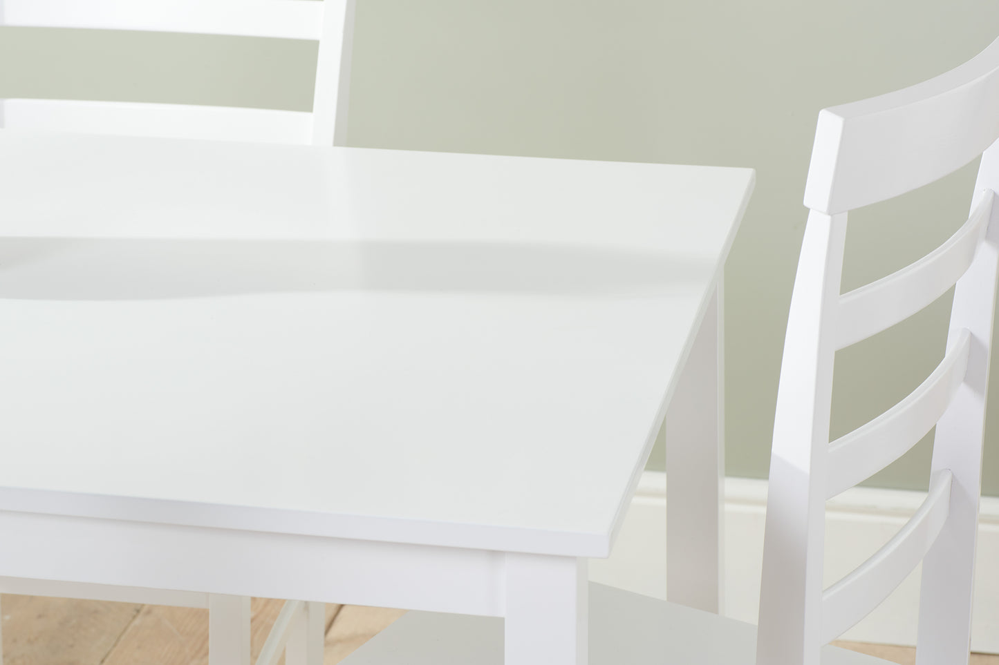 Stonesby Dining Set with 4 Upton Chairs
