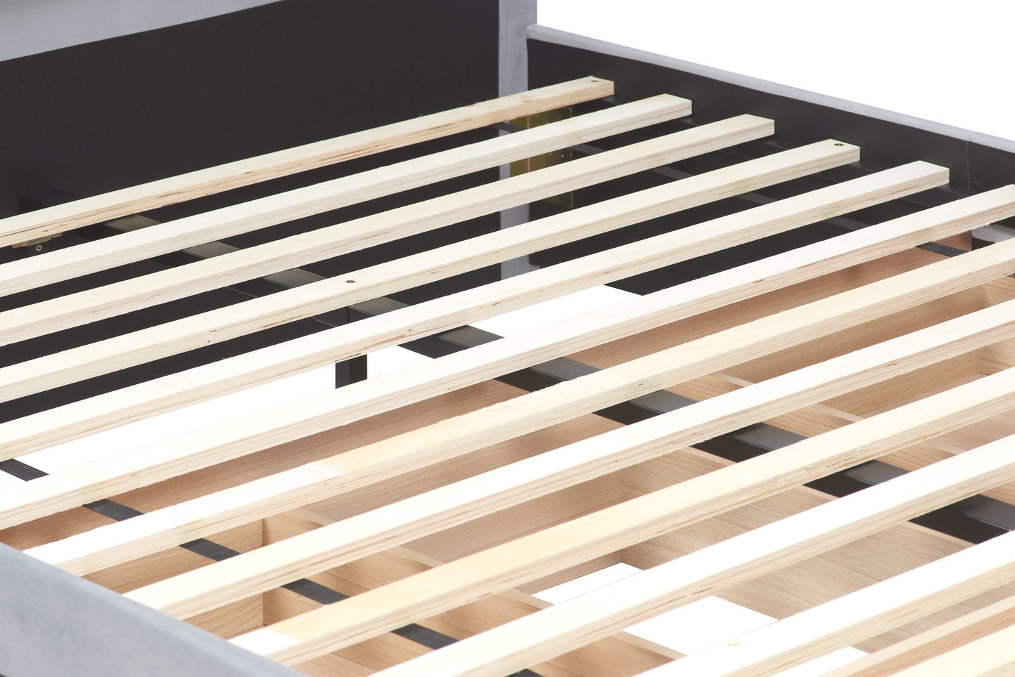 Woodbury King Bed