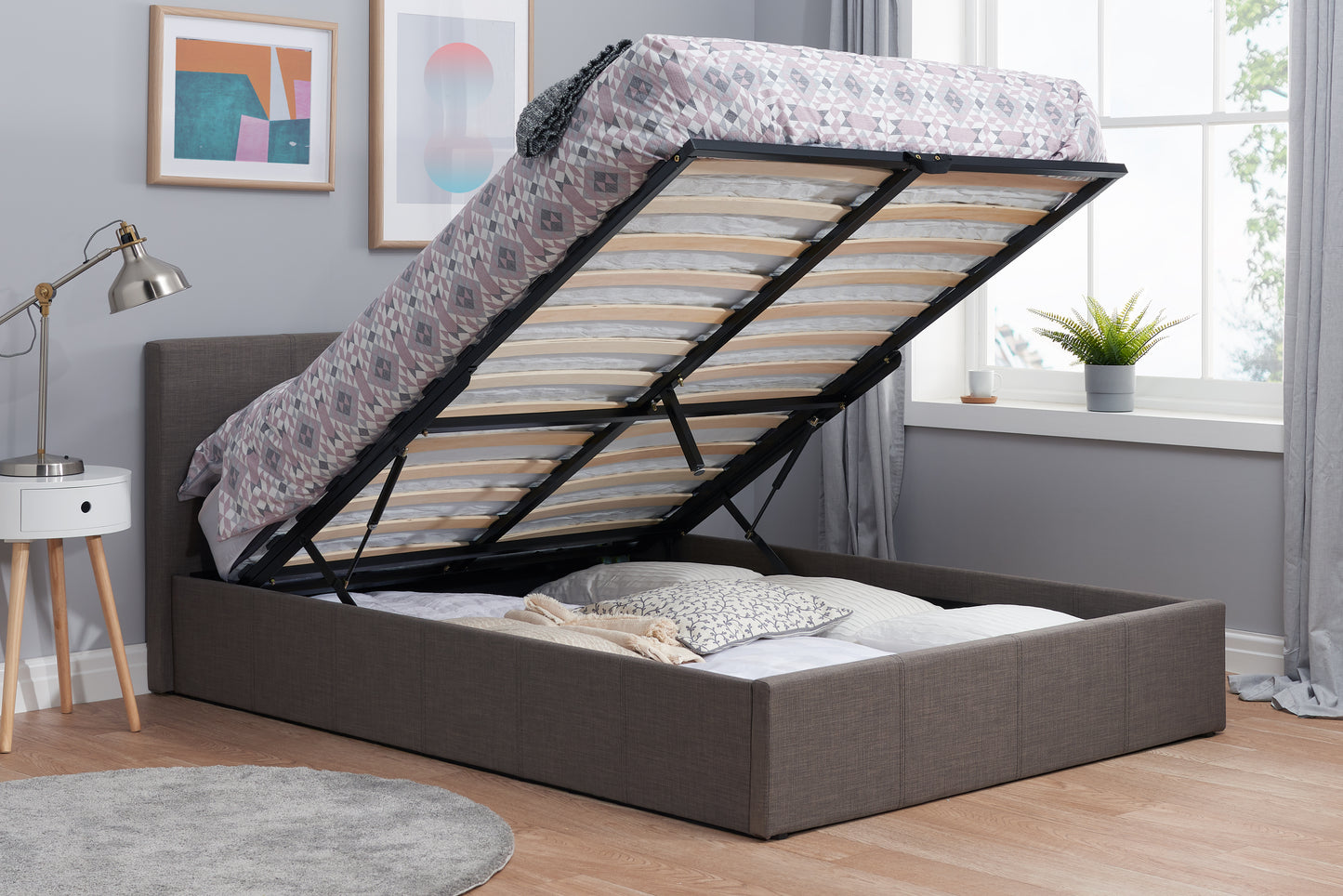 Berlin Small Double Ottoman Bed