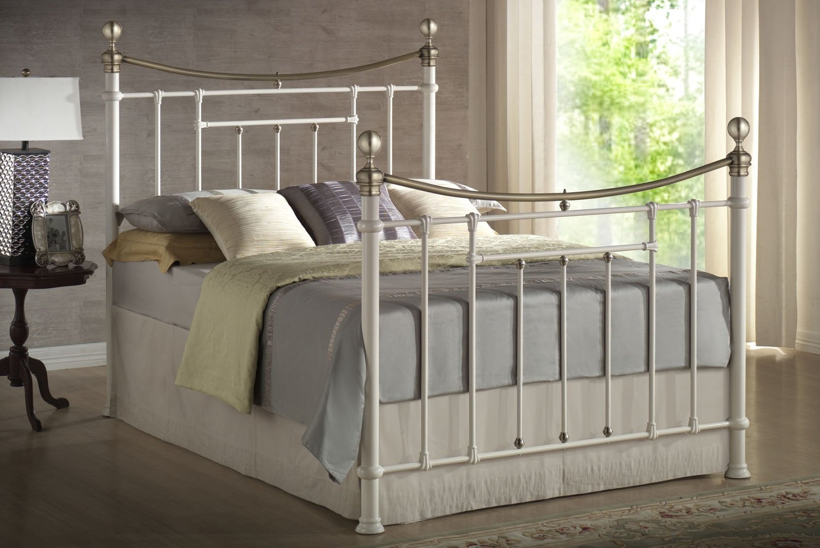 Bronte King Bed