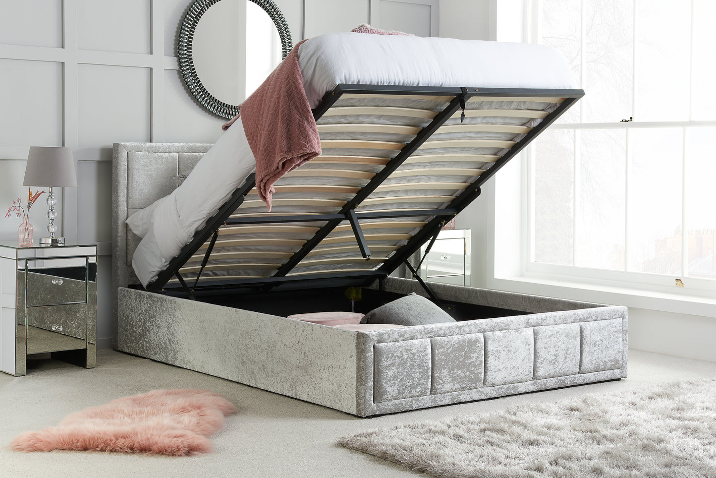 Hannover Small Double Ottoman Bed